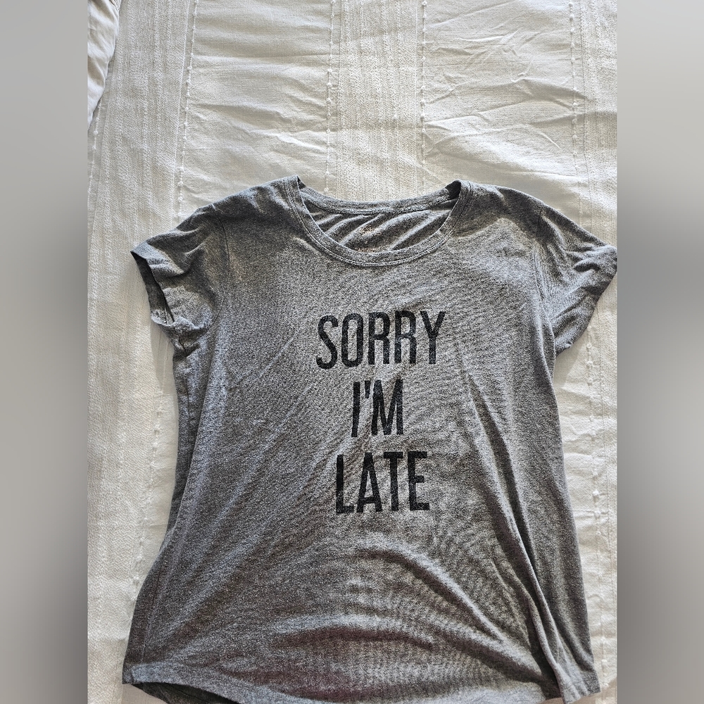 Graphic Tee Women's Medium